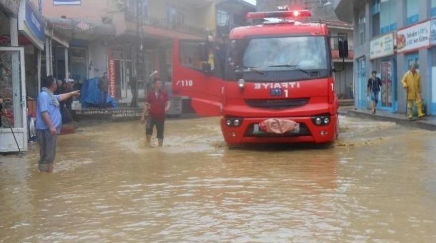 Sel Anı Amat&ouml;r Kamerada