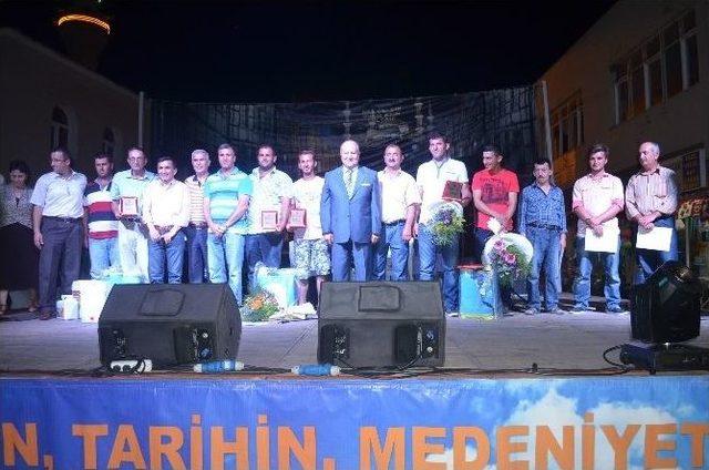 Belevi Şeftali Festivali Buruk Geçti 2