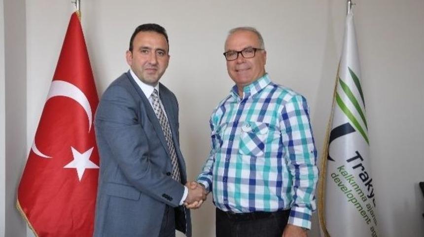 Trakyaka&rsquo;dan 'yalnız Değilsiniz' Projesine Destek