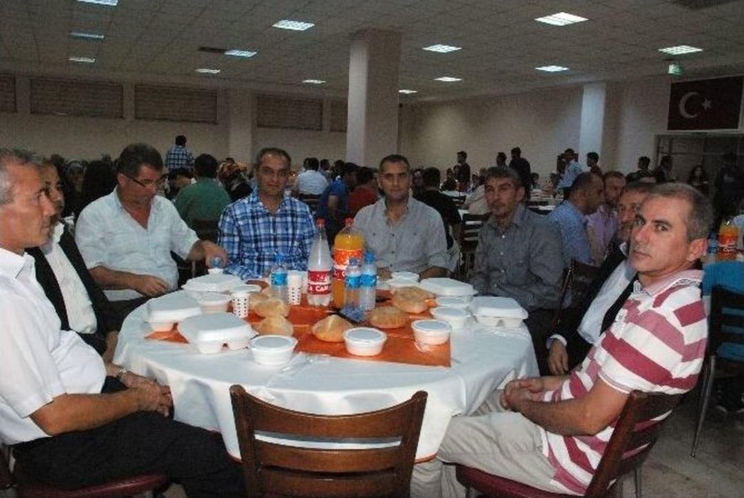 Armutlucuma Ve &Ccedil;aylıoğlular İftarda Buluştu