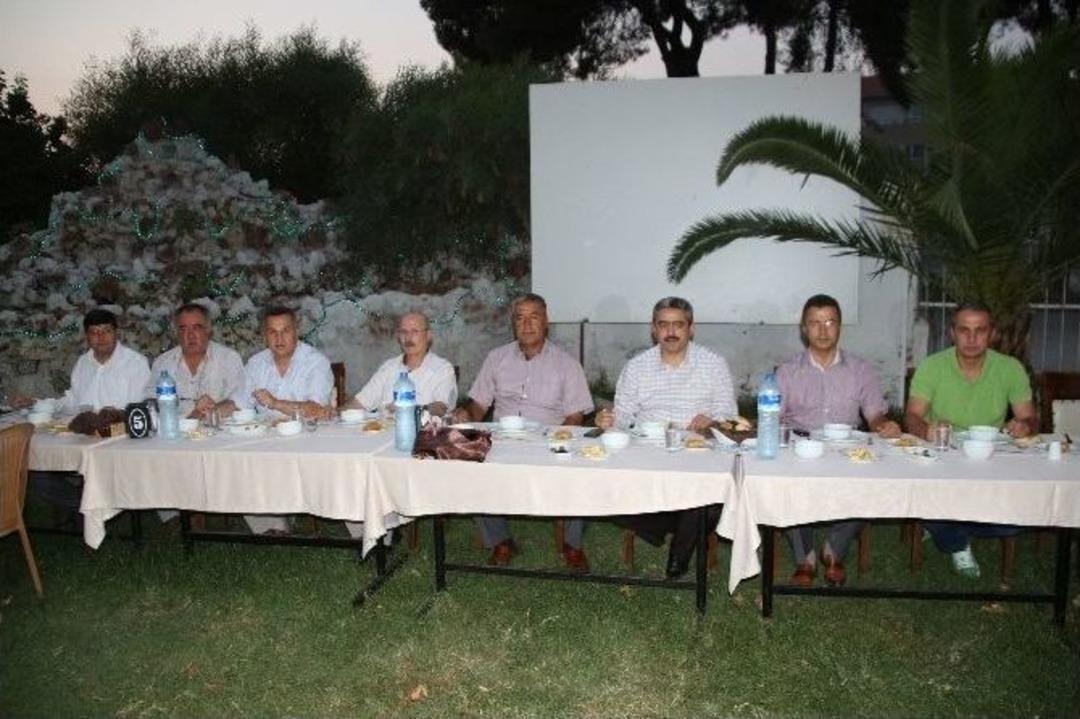 Nazillili Muhtarlar İftarda Buluştu