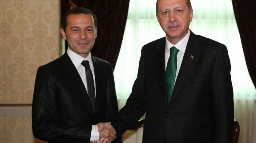 Başbakan Erdoğan, C&uuml;neyt &Ccedil;akır'ı Kabul Etti