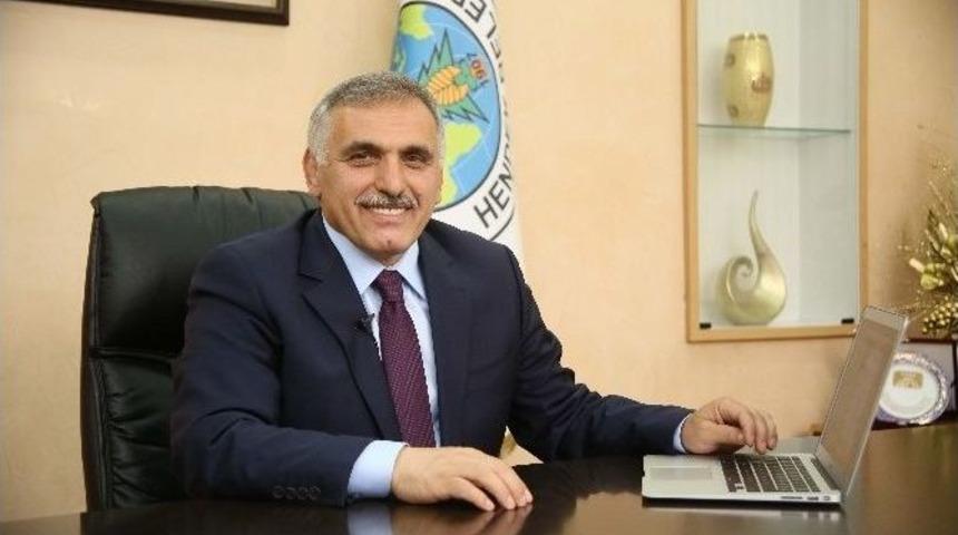 Hendek Belediyesi&rsquo;de Boykot Kararı Aldı