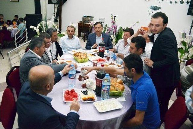 Ak Parti Alaca Teşkilatından İftar Yemeği 3