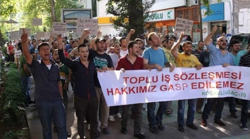 Fabrika İş&ccedil;ileri Eylemini S&uuml;rd&uuml;r&uuml;yor