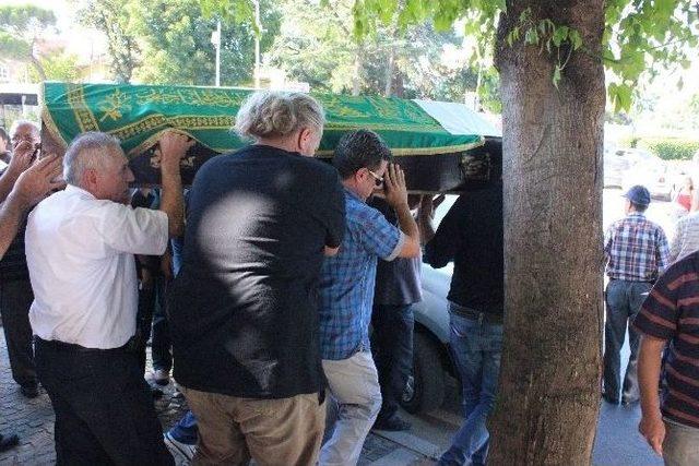 Edirneli İş Adamı Tanınmış Son Yolculuğuna Uğurlandı 3
