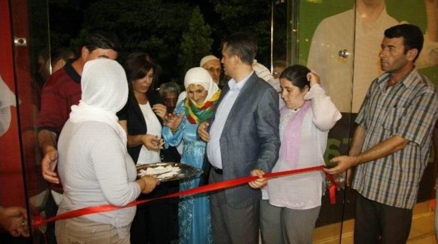 Demirtaş&rsquo;ın Se&ccedil;im B&uuml;rosu A&ccedil;ıldı