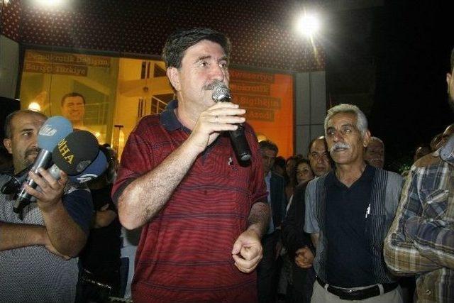 Demirtaş’ın Seçim Bürosu Açıldı 1