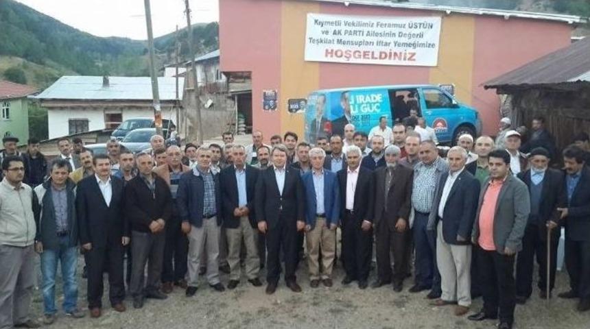 Milletvekili &Uuml;st&uuml;n 16 K&ouml;y&uuml;n Muhtarıyla İftarda Buluştu