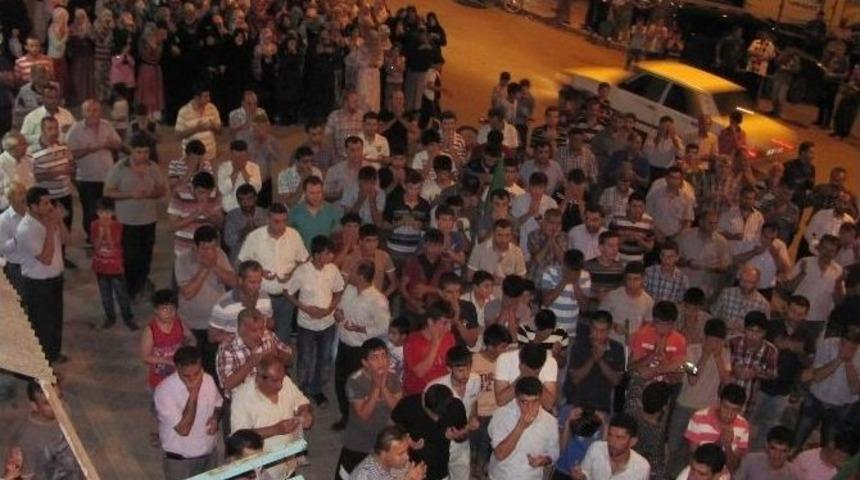 Araban İl&ccedil;esinde İsrail&rsquo;in Gazze&rsquo;ye Saldırısı Protesto Edildi