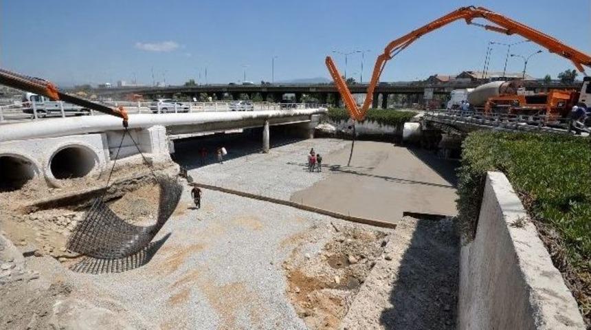 B&uuml;y&uuml;kşehir'den Meles'te Beton Operasyonu