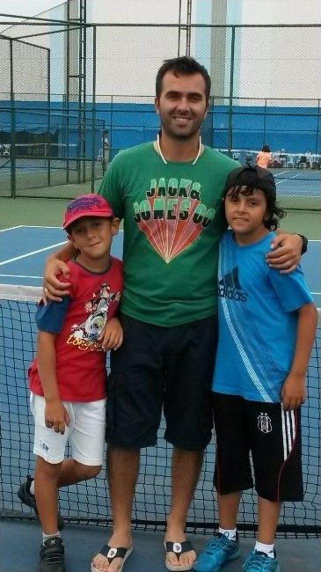 Tenis Yaz Kupasında Ak&ccedil;akoca Adı 1