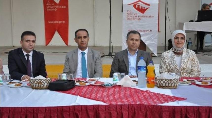 Tekirdağ'daki Koruyucu Aileler İftarda Bir Araya Geldi