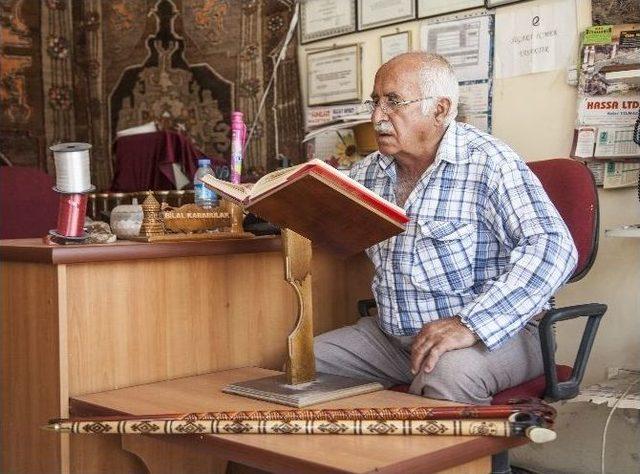 (&ouml;zel Haber) Baston Ustası 70 Yaşında Kur&rsquo;an Okumayı &Ouml;ğrendi 1