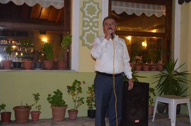 Belediye Başkanı &Ouml;zacar, İftarda Personeli İle Buluştu 1