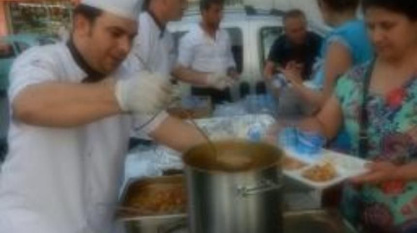 Ak Parti Gaziemir İftar Yemeğinde Buluştu