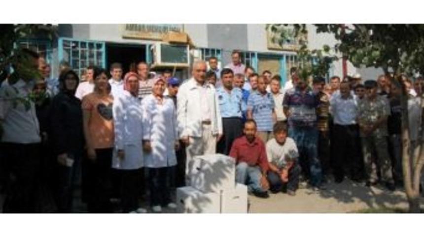 Orhaneli Personeline Erzak Yardımı