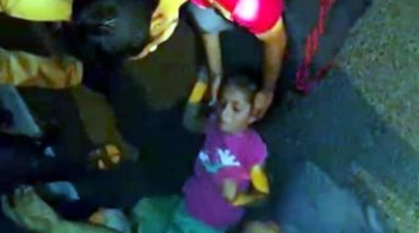 Otomobil K&uuml;&ccedil;&uuml;k Kıza &Ccedil;arptı: 1 Yaralı