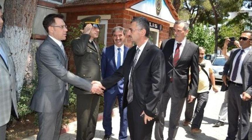 Vali Bektaş İlk Kez Turgutlu'ya Geldi