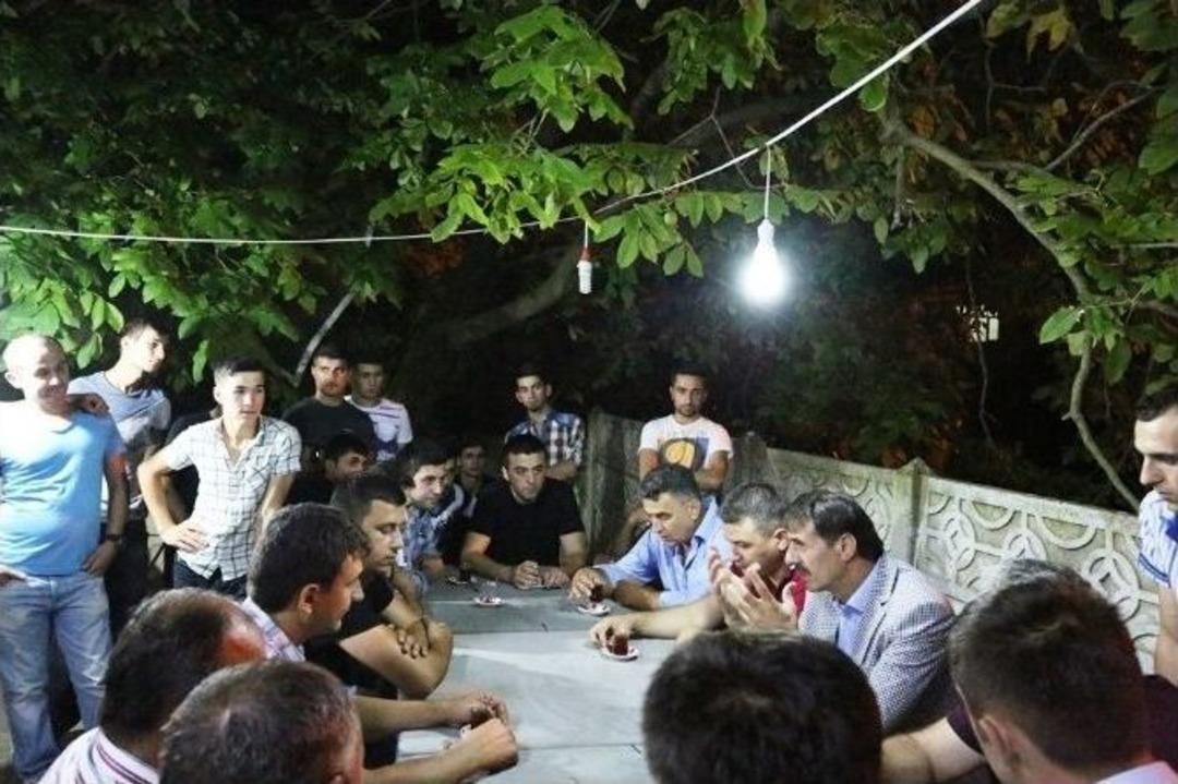 Başkanlar Aşağıdere K&ouml;yl&uuml;lerle İftarda Buluştu