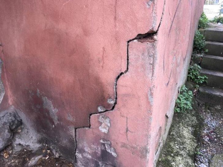 Çöken binanın bulunduğu sokakta büyük tehlike  G1