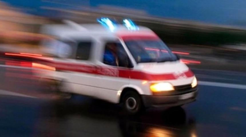 Ambulans içinde dehşet! Hasta kadın sağlık memuruna saldırdı