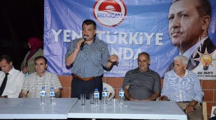 Ak Parti, Fırat Mahallesi&rsquo;nde Toplantı Yaptı
