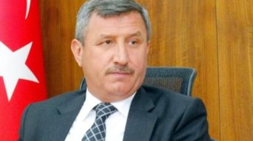 Şerif Yılmaz'dan Kadir Gecesi Mesajı