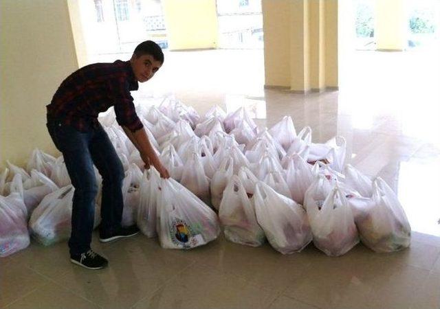 700 Aileye Gıda Yardımı 3