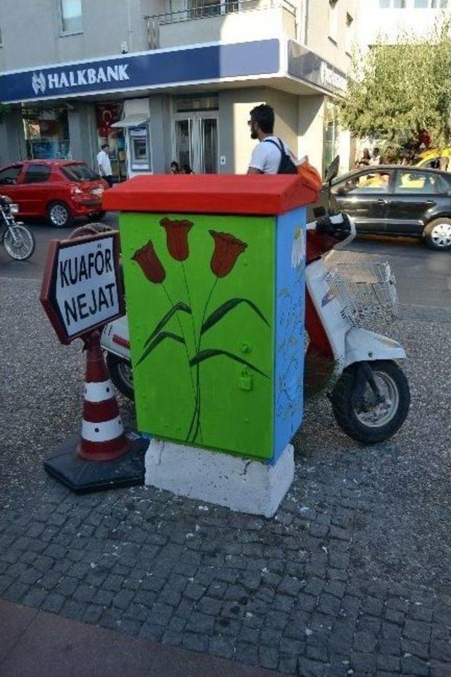 Trafolara Sanat İşliyorlar 1