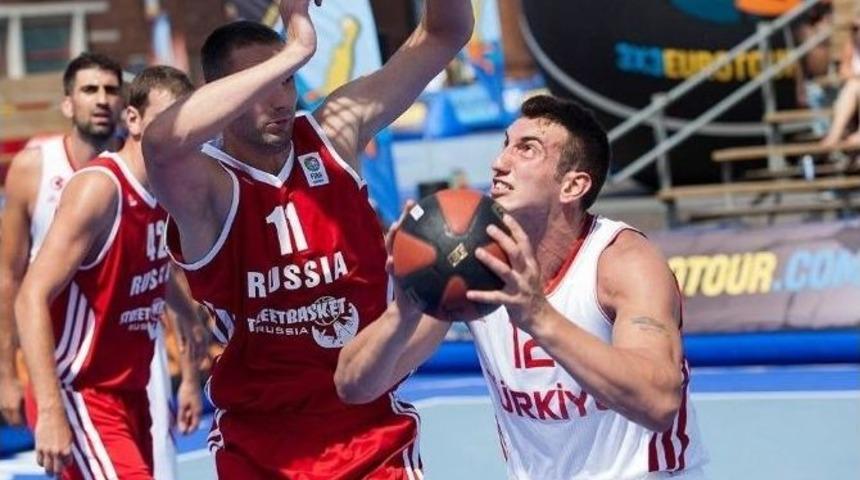 Bilecik Belediyesporlu Basketbolcunun Milli Heyecanı