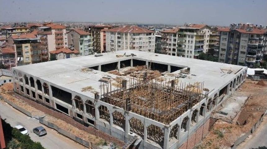 İpek Caddesi Pazar Yeri Ve Hanımlar K&uuml;lt&uuml;r Merkezi Tamamlanıyor