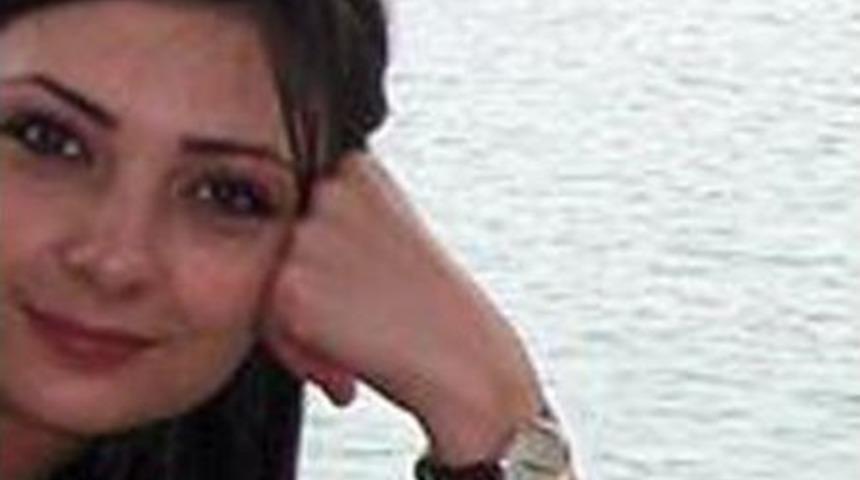 Kazada Hayatını Kaybeden &Ouml;ğretmen G&ouml;zyaşları Arasında Toprağa Verildi