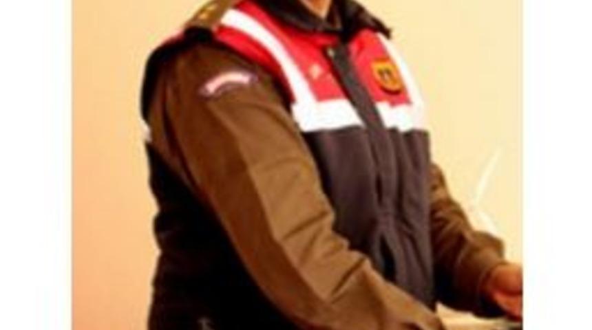 Karakol Komutanı Ka&ccedil;ak&ccedil;ılığa Yardım İddiasıyla Tutuklandı
