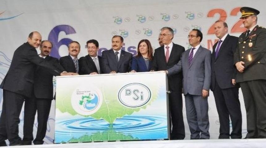 Bakan Eroğlu Aksaray&rsquo;da Toplu A&ccedil;ılış Yaptı