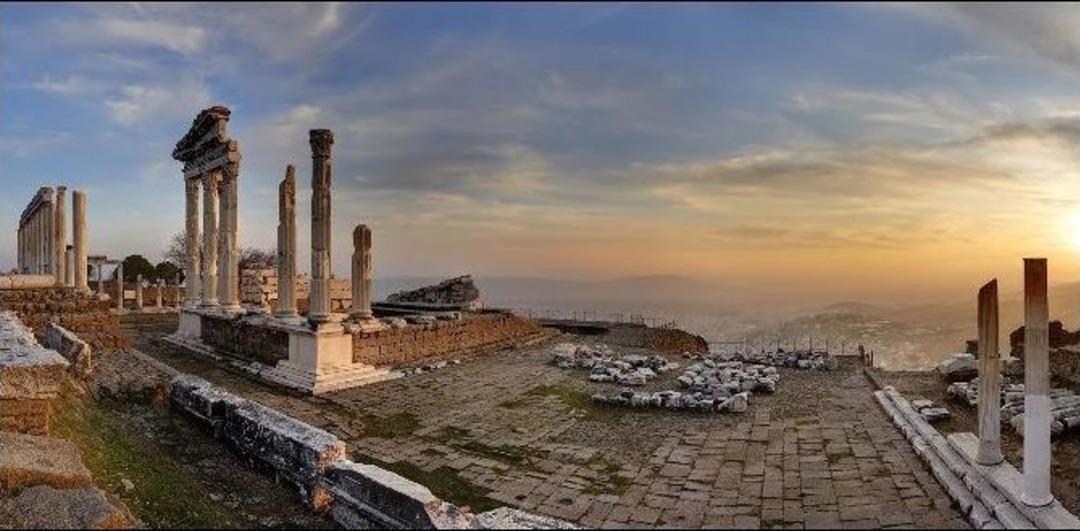 Bergama Başardı, Sıra Efes'te