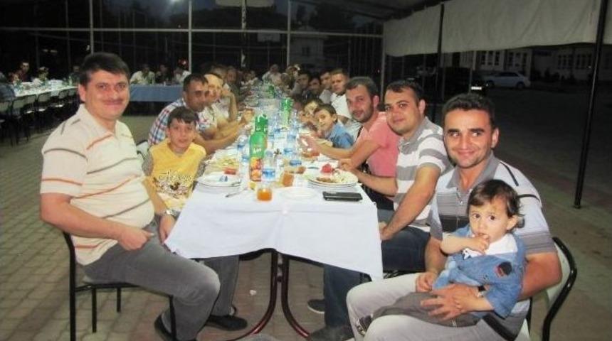 Hisarcık Meslek Y&uuml;ksek Okulu &Ouml;ğrencilerine İftar