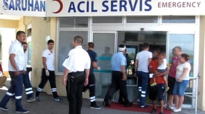 Balıkesir'de 2 Polis Kavgayı Ayırmak İsterken Bı&ccedil;aklandı