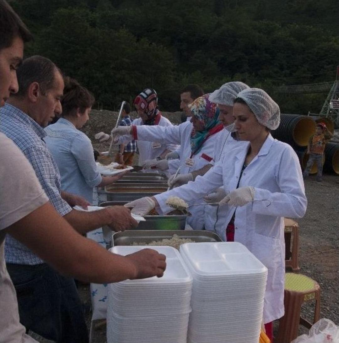 Asma K&ouml;pr&uuml; &Uuml;zerinde Son İftar