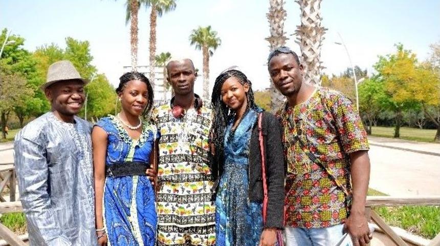 A&uuml; 2014-2015 Eğitim-&ouml;ğretim Yılı Uluslararası &Ouml;ğrenci Başvuruları Sona Erdi