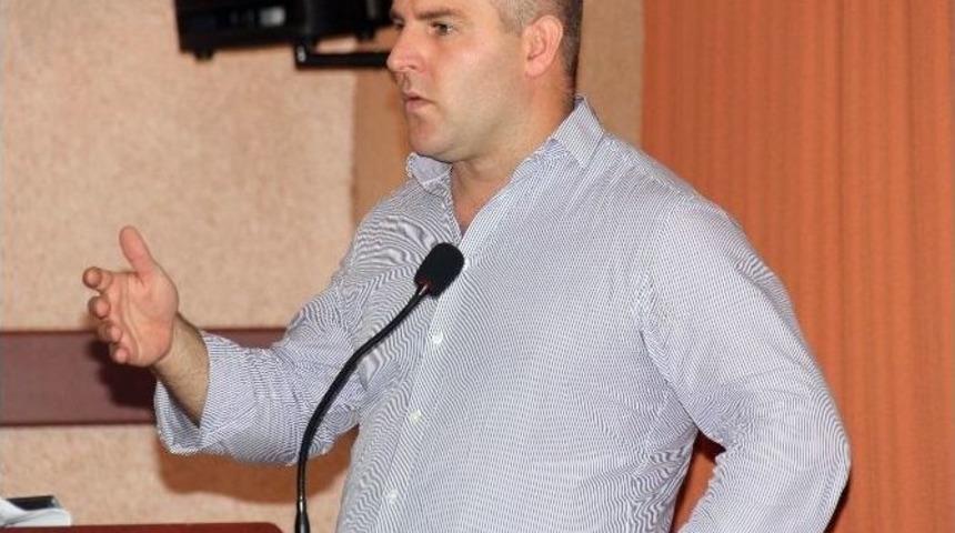 Fletcher: &ldquo;g&uuml;ney Afrika&rsquo;da Ciddi Bir Ebola Salgını Var&rdquo;