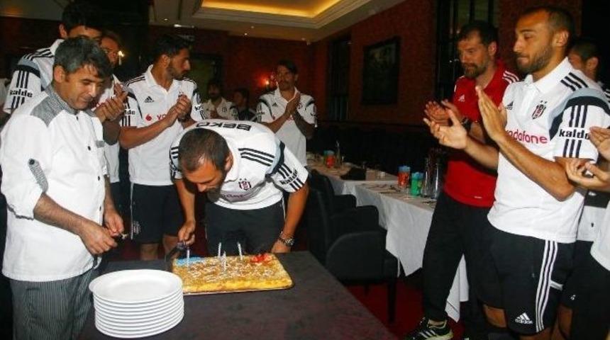 Serdar Kurtuluş'un Doğum G&uuml;n&uuml; Kutlandı