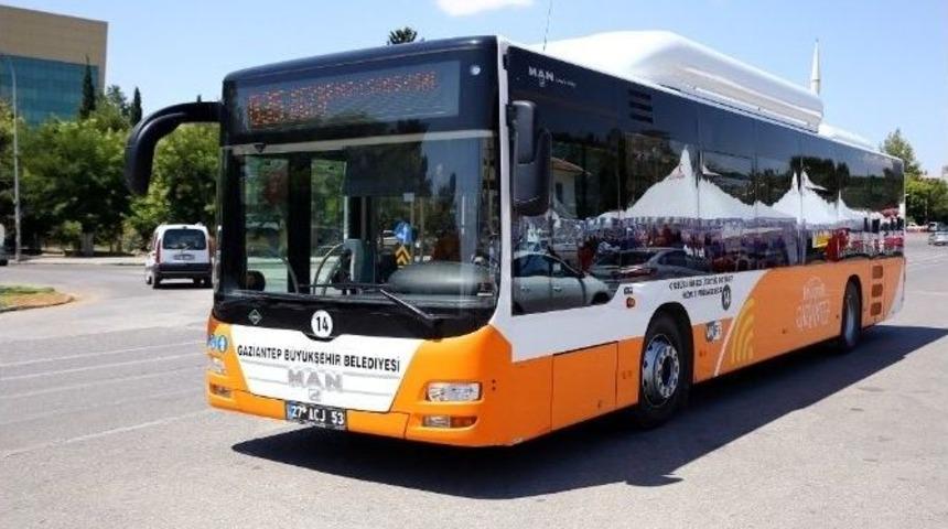 Mezarlıklar Bayrama Hazır