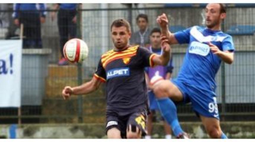 G&ouml;ztepe Osman Fırat&rsquo;ı G&ouml;nderdi