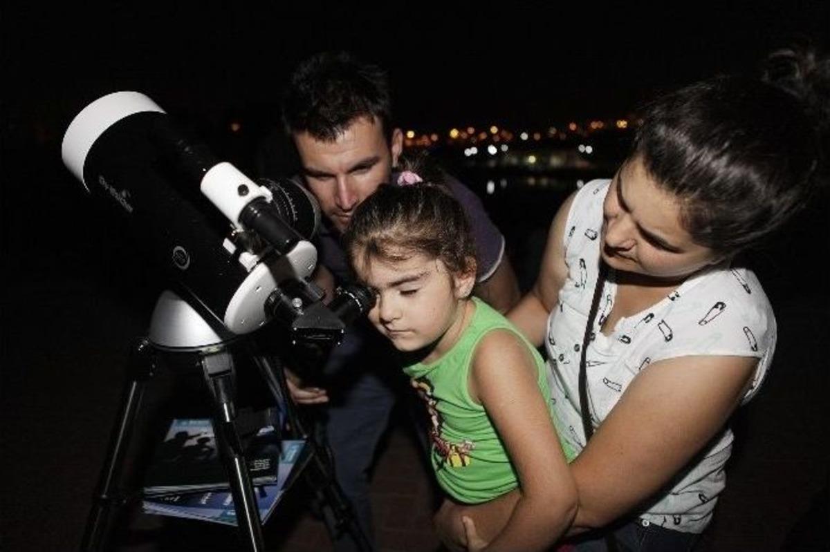 &ldquo;minderini Al, G&ouml;ky&uuml;z&uuml;n&uuml; İzlemeye Gel&rdquo;