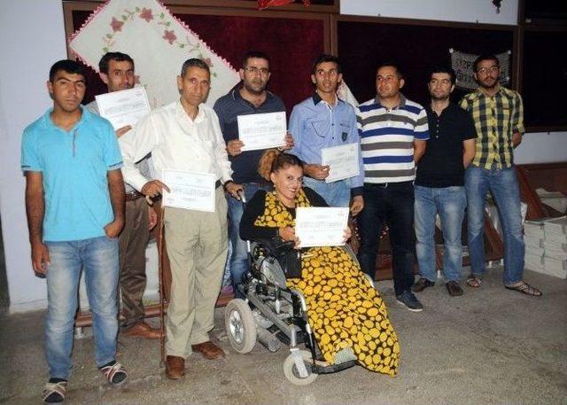 Engelli Kursiyerler Sertifikalarını Törenle Aldı