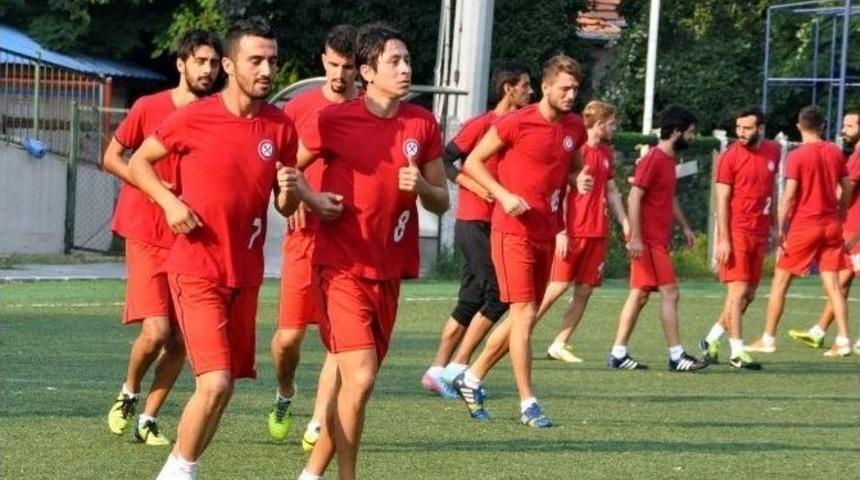 K&ouml;m&uuml;rspor Yeni Sezon &Ccedil;alışmalarını S&uuml;rd&uuml;r&uuml;yor