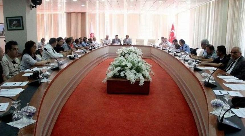 C&uuml; Senatosu İsrail Devletini Kınama Kararı Aldı