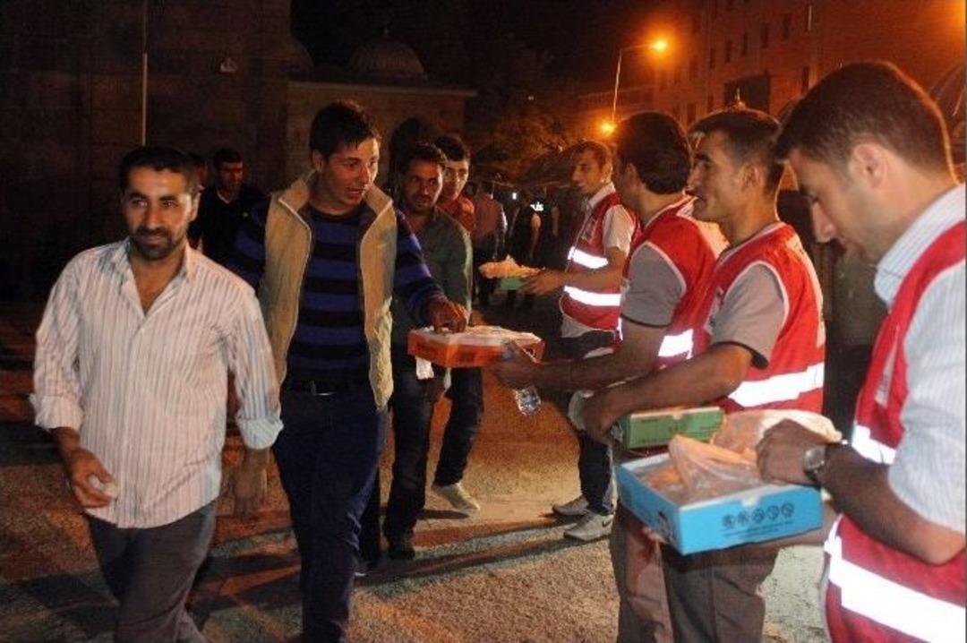 Kadir Gecesinde Kızılay&acute;dan Kan Bağışı Kampanyası