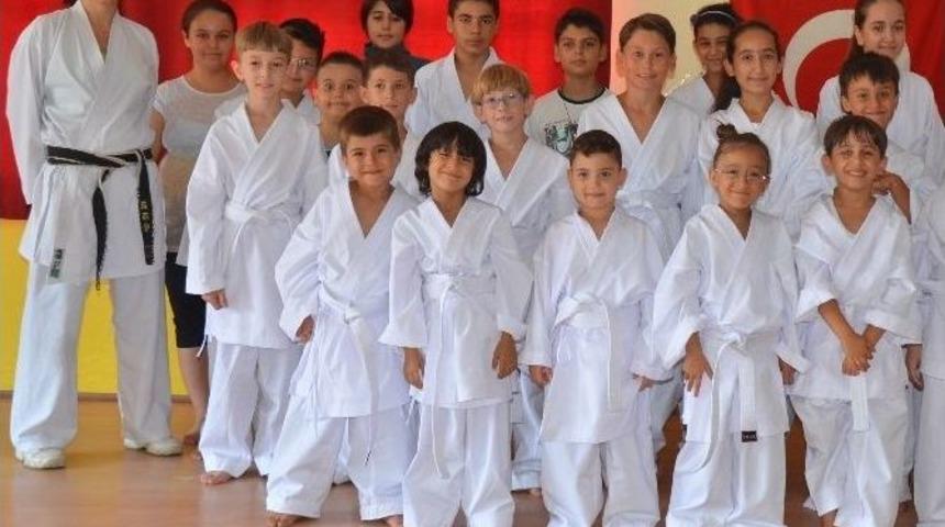 Dikili'nin Sporcu Ordusu